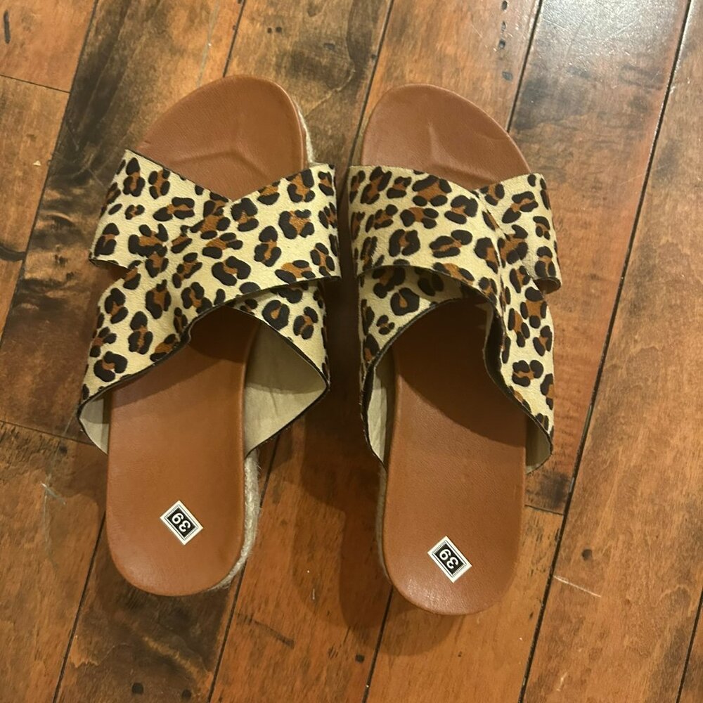 Wide Strap Leopard Print Espadrille Platform Slide Sandals – Size 39 / US 8